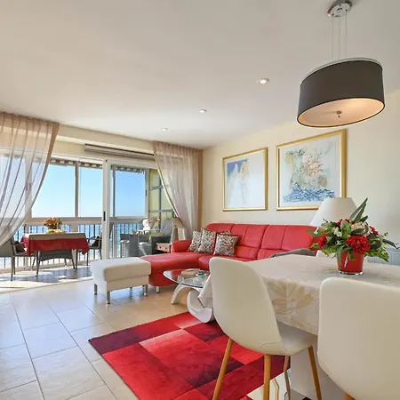 Oceanfront Lejlighed